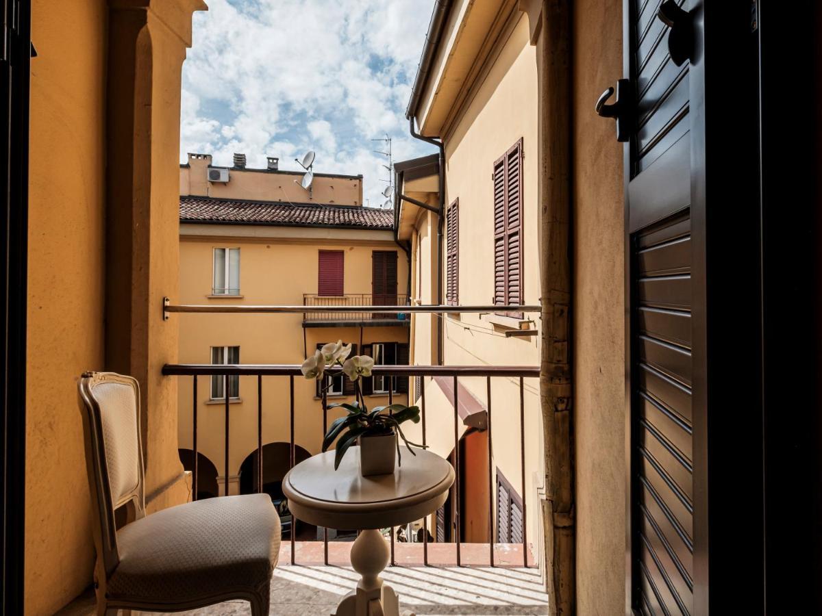 Hotel Accademia Bologna Luaran gambar